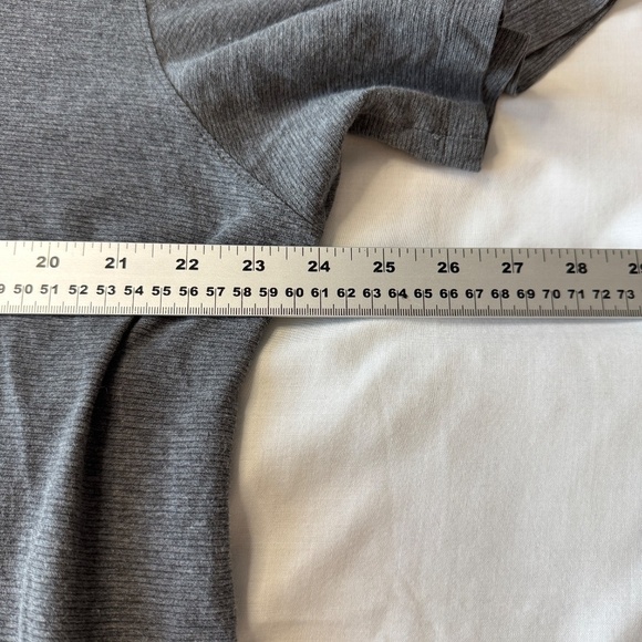 Under Armour Heat Gear Men's Activewear Short Sleeve Casual T-Shirt Gray 2XL - Picture 8 of 11